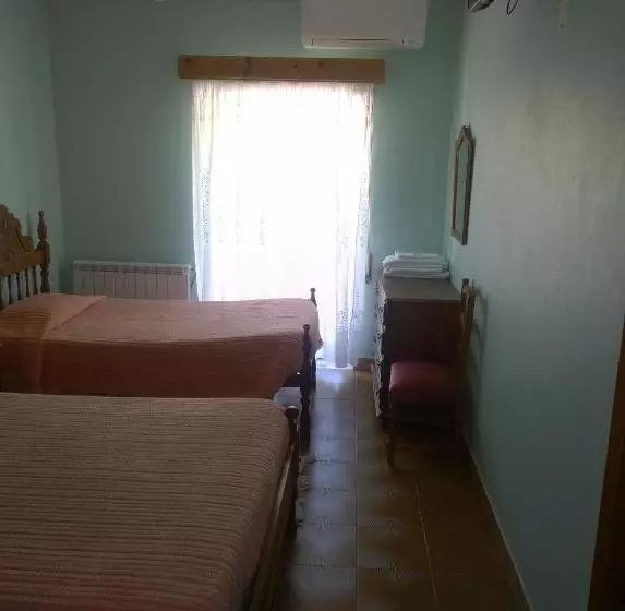 Retkeilymaja Monte Estrela