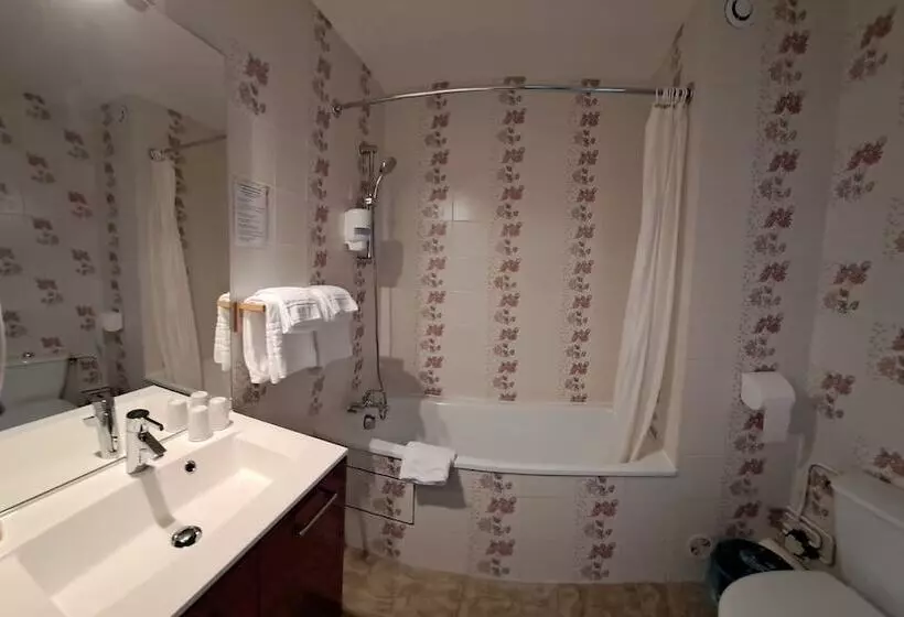 Hotelli Alti'pic Hôtel