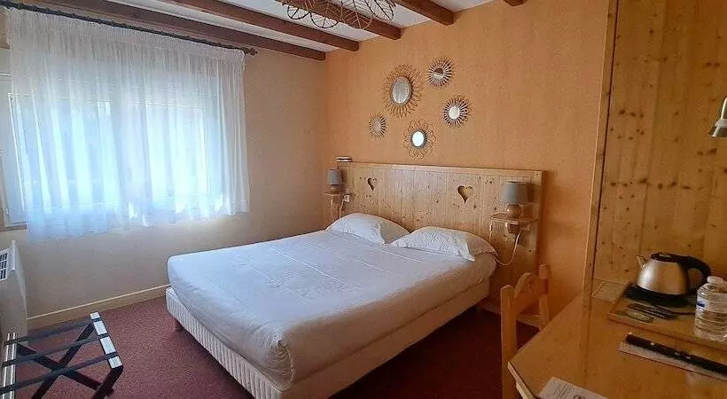 Hotelli Alti'pic Hôtel