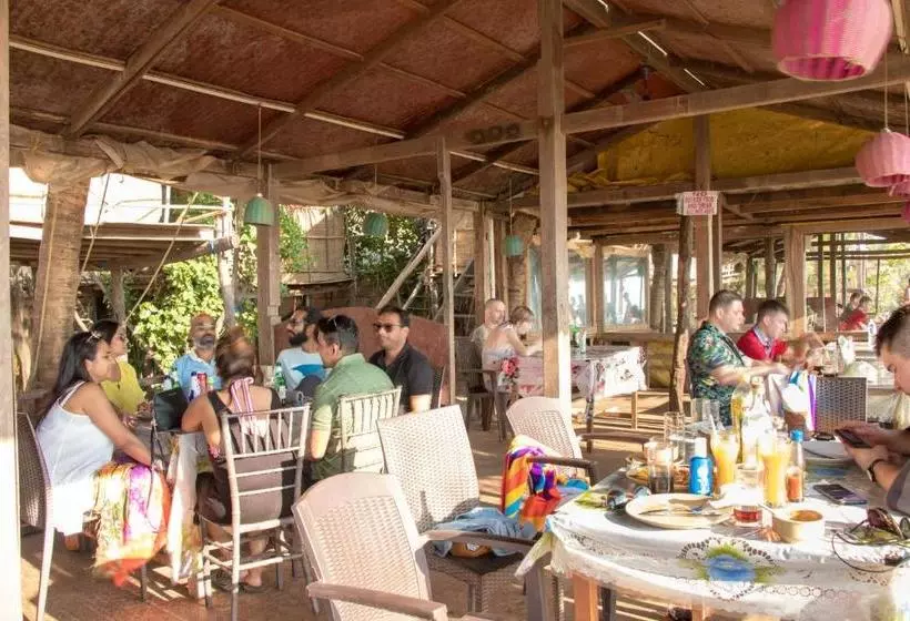 Hotel Goan Cafe N Resort