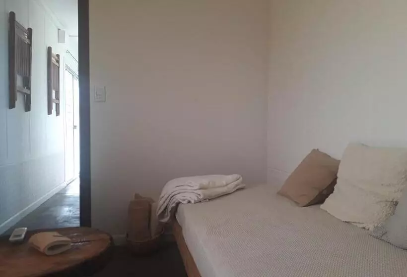 Hotelli La Estacion Colonia