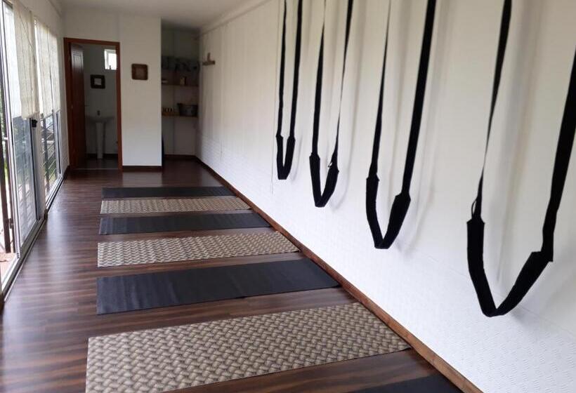 هتل La Estacion Colonia