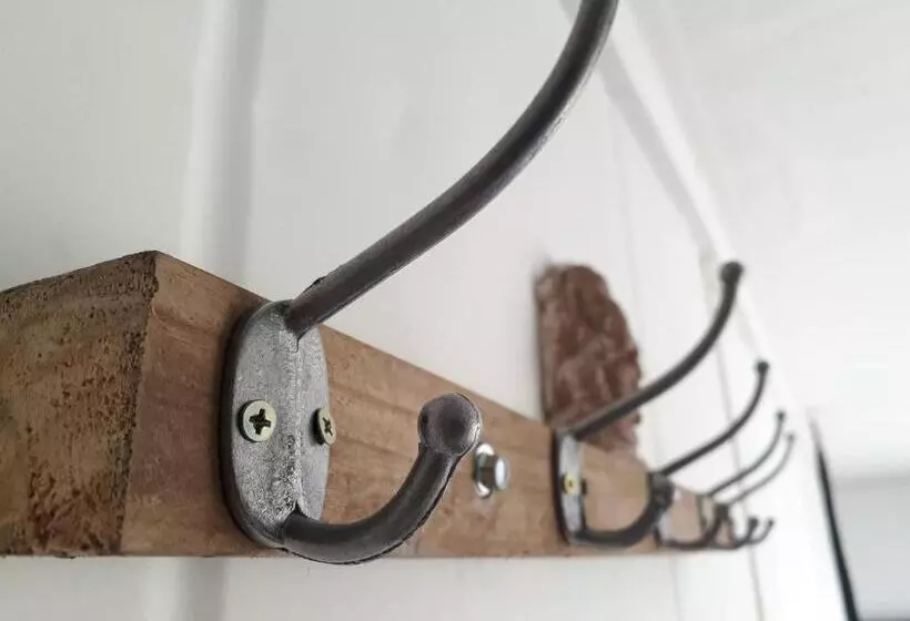 Hotelli La Estacion Colonia