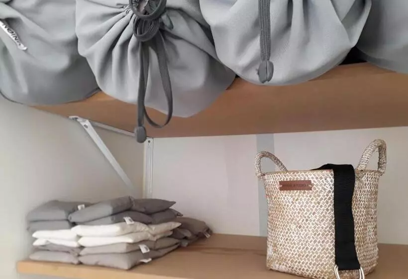 Hotelli La Estacion Colonia