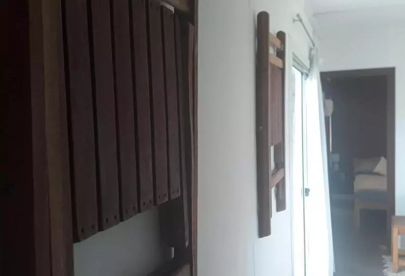 Hotelli La Estacion Colonia