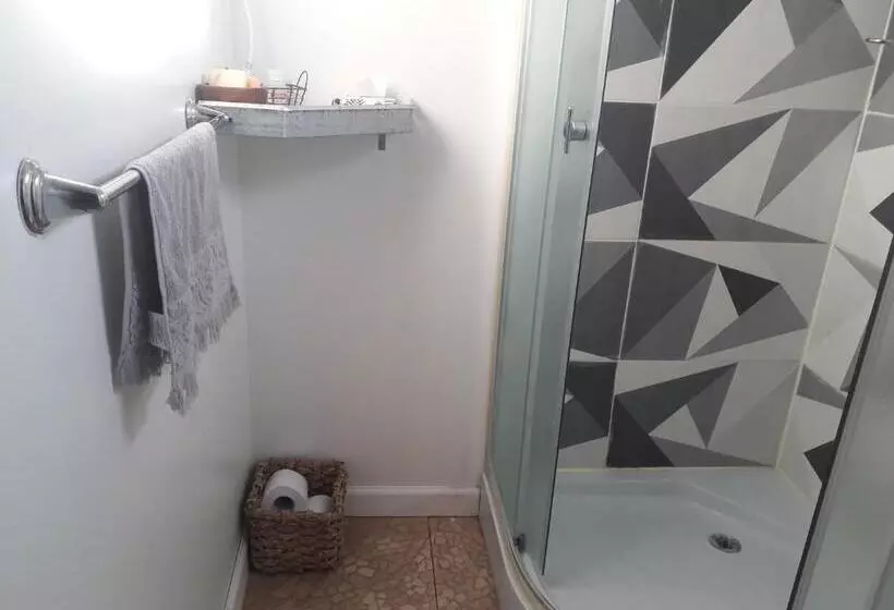 Hotelli La Estacion Colonia