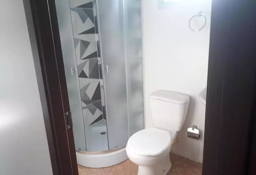 Hotelli La Estacion Colonia