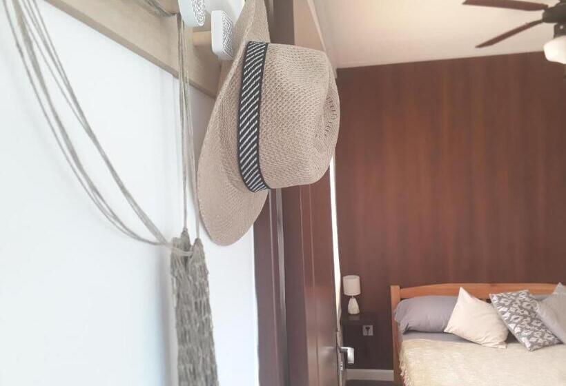 هتل La Estacion Colonia