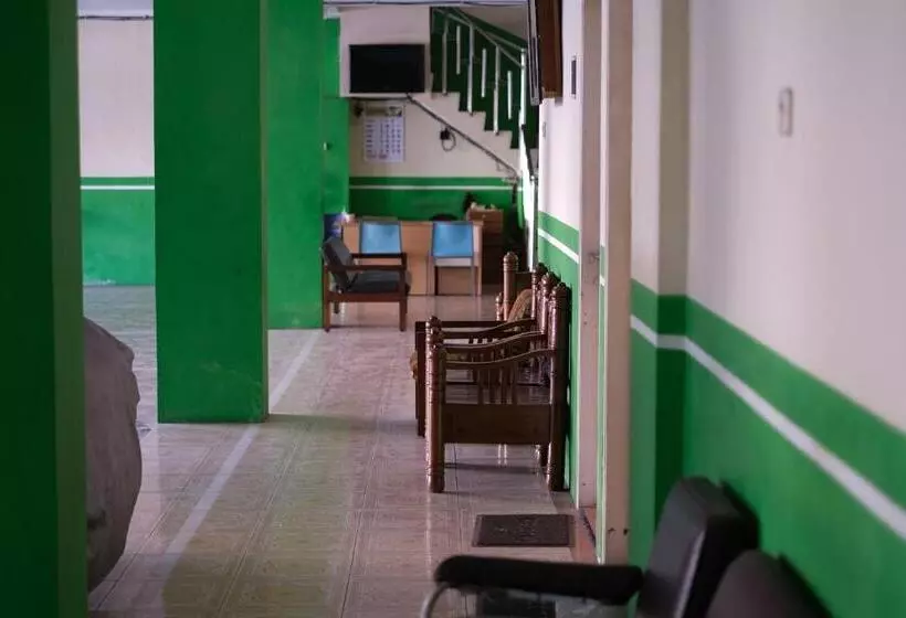 Hotel Omah Manahan