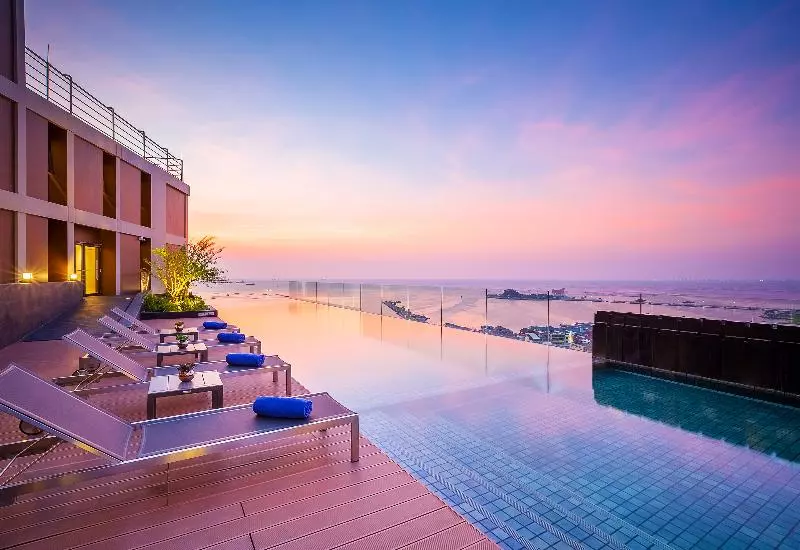 Hotelli Somerset Harbourview Sri Racha