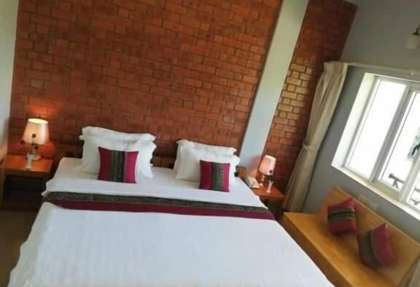 هتل The Pegu Lodge