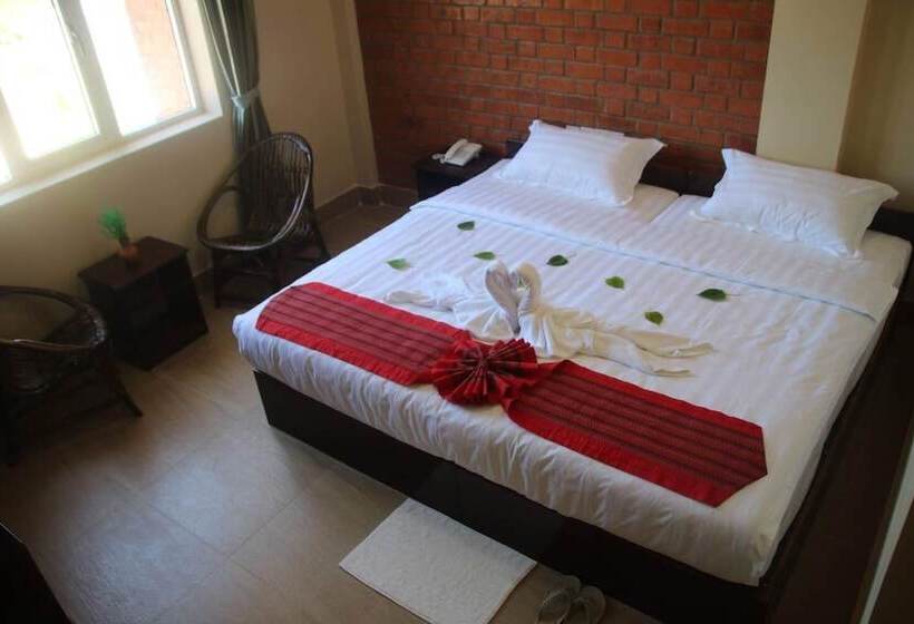 هتل The Pegu Lodge