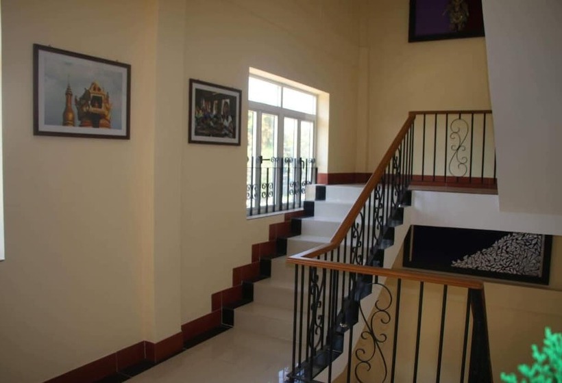 هتل The Pegu Lodge