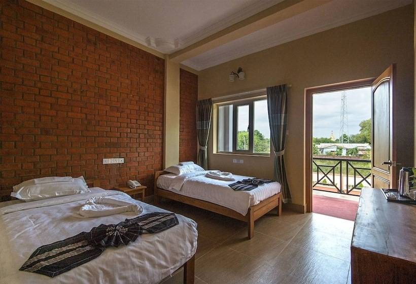 هتل The Pegu Lodge