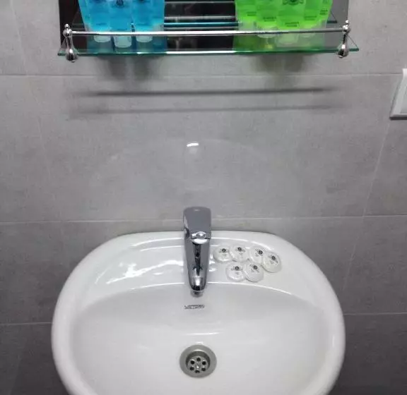 پانسیون Continental