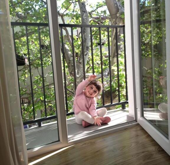 پانسیون Continental