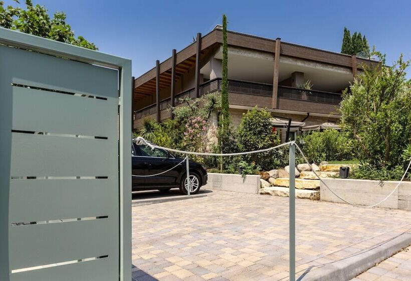 리조트 Lamasu Rioverde   Lago Di Garda