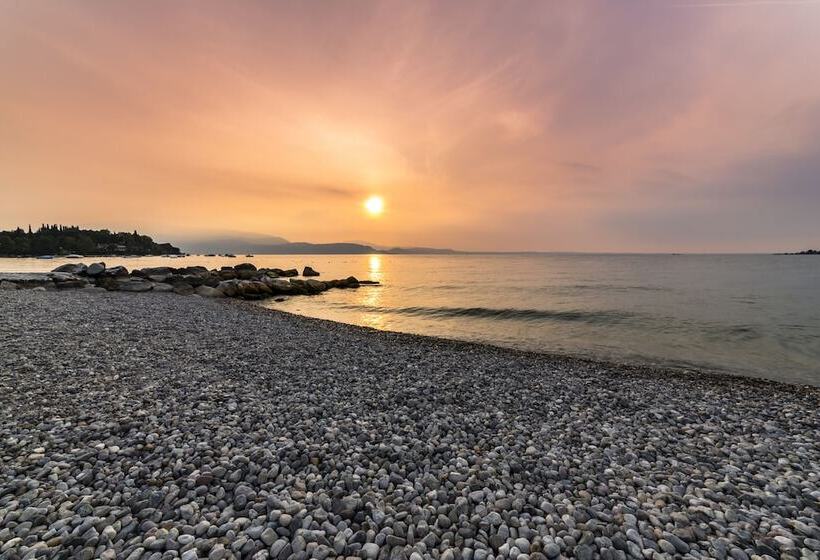 리조트 Lamasu Rioverde   Lago Di Garda