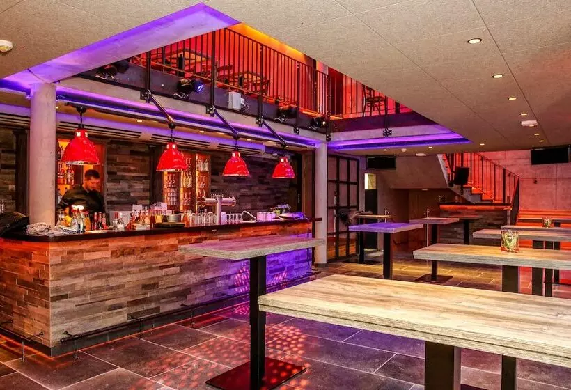 Hotelli Holiday Inn   Osnabrück, An Ihg