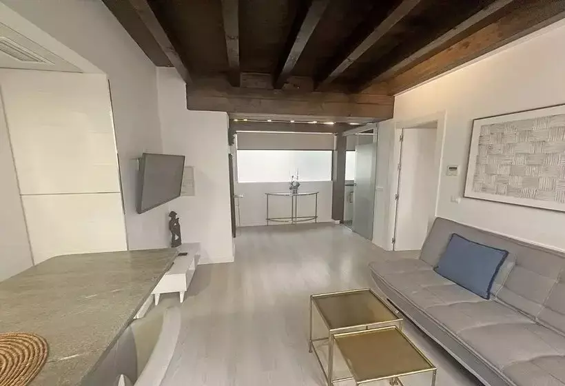 Apartamentos Real Suites Realejo 3000