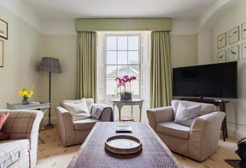 Aamiaismajoitus (B&B) Heasley House