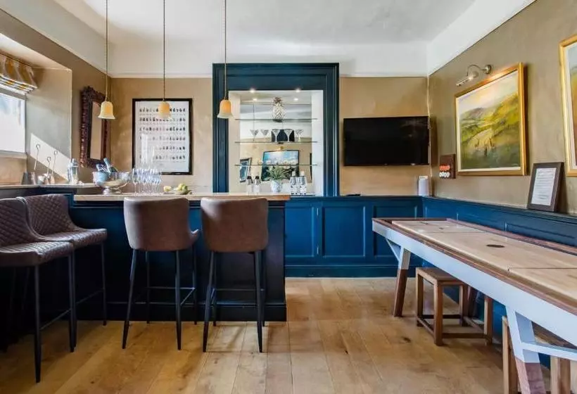 Aamiaismajoitus (B&B) Heasley House