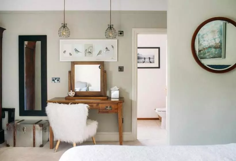 Aamiaismajoitus (B&B) Heasley House