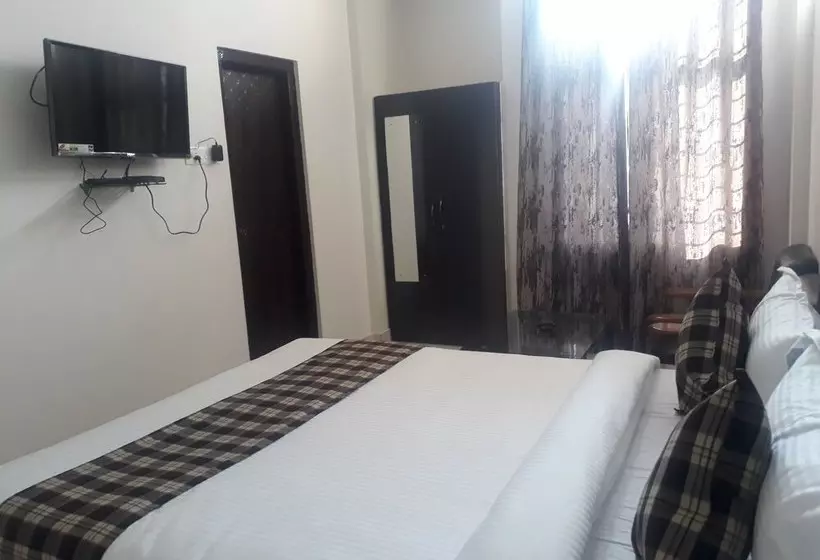 Hotelli Jessica Residency