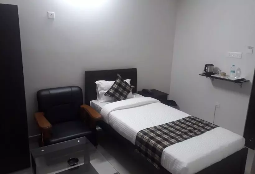 Hotelli Jessica Residency