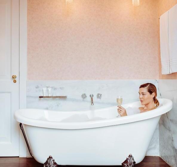 هتل Reggia Catarina