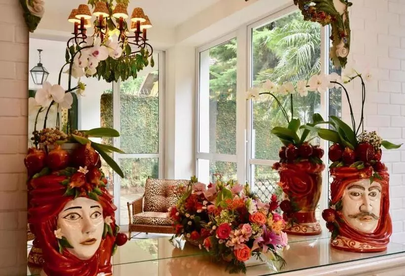 Hotelli Reggia Catarina