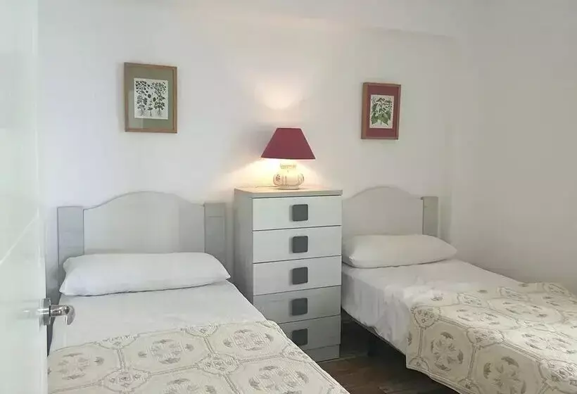 Apartamentos Los Rosales 3000