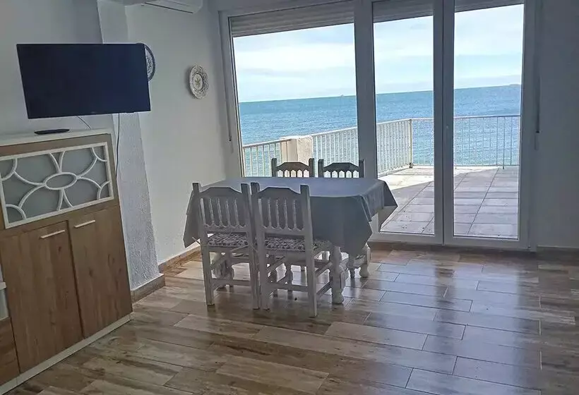 Apartamentos Los Rosales 3000