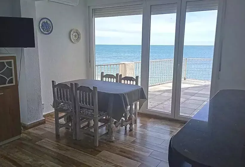 Apartamentos Los Rosales 3000