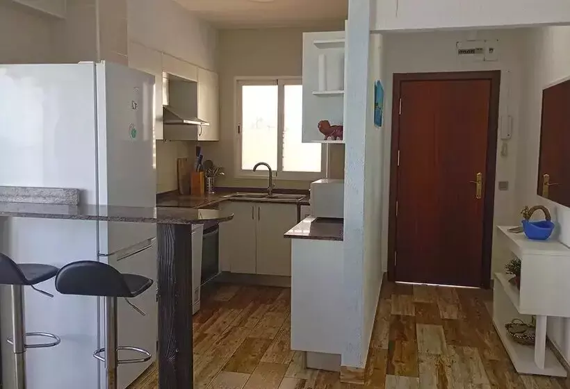 Apartamentos Los Rosales 3000