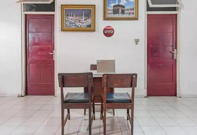 Hotelli O Guest House Pahlawan Syariah