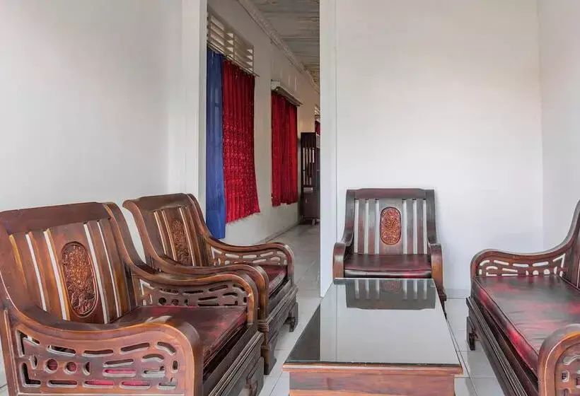 Hotelli O Guest House Pahlawan Syariah