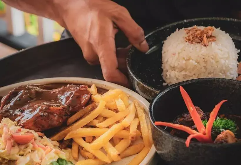 Lomakeskus Peridot By The Sea Redang