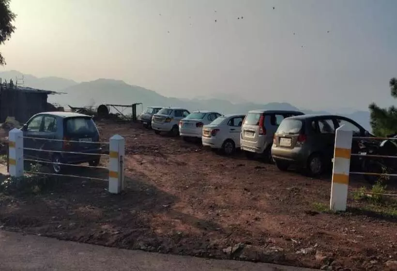 Aamiaismajoitus (B&B) Wood Stock Kasauli   Rooms & Cottages   Panoramic View & Balcony Rooms