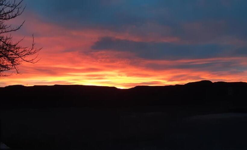 Отель Cueva Tardienta Monegros Adults Only