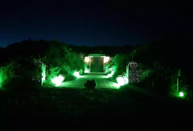 Hotelli Cueva Tardienta Monegros Adults Only