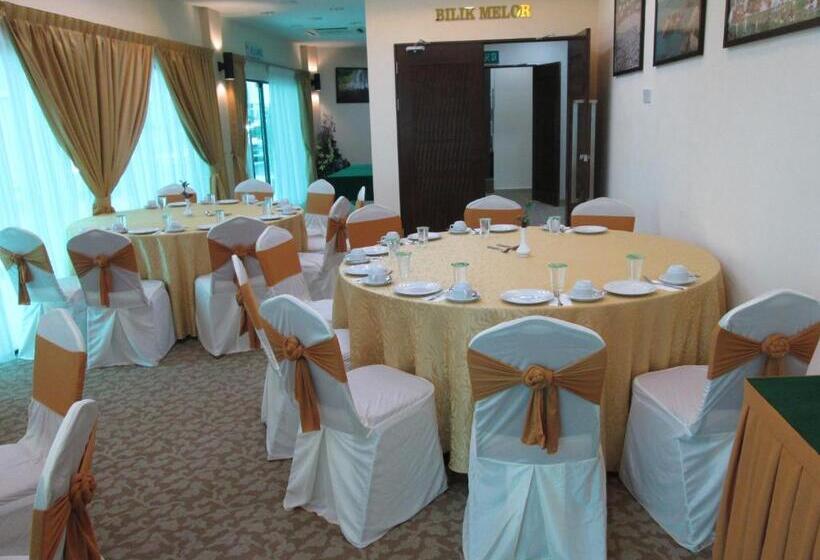 فندق Darulmakmur Scout Lodge