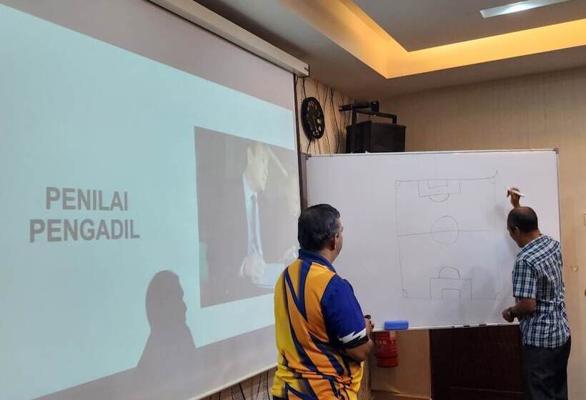 فندق Darulmakmur Scout Lodge