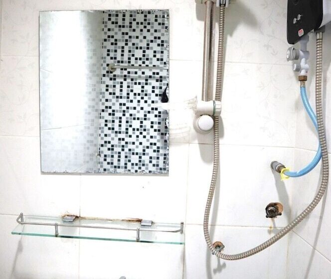 فندق Darulmakmur Scout Lodge