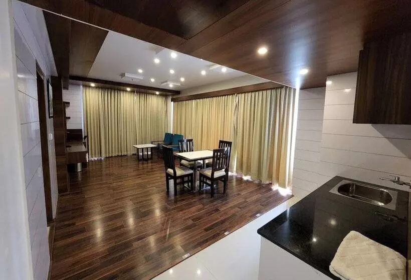 Hotel Preethi International