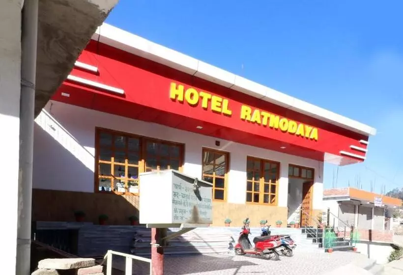 Oyo 26832 Hotel Ratnodaya