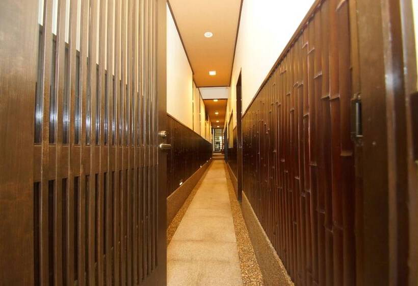 פנסיון Woman Only Guesthouse Nanohana