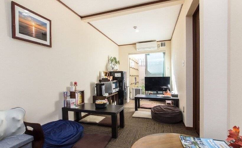 פנסיון Woman Only Guesthouse Nanohana