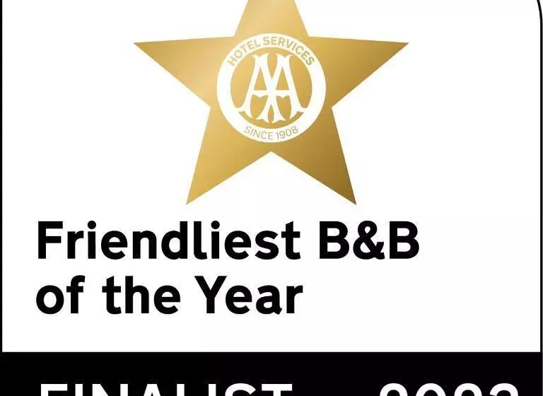 Majatalo Lion House Bed & Breakfast With Restaurant