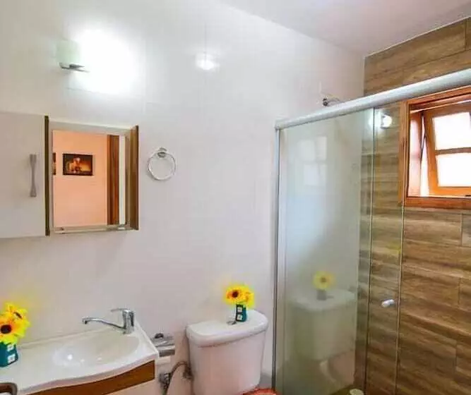 ペンション Pousada Varanda Colibri